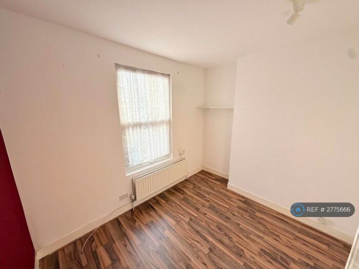 1 Bedroom Flat To Rent In Malpas Road, London, SE4