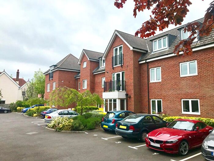 2 Bedroom Apartment For Sale In Rosemary House, Botley Road, Southampton, SO31