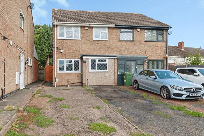 4 Bedroom Semi-Detached House For Sale In Beacon Avenue, Thurmaston, Leicester, Leicestershire, LE4