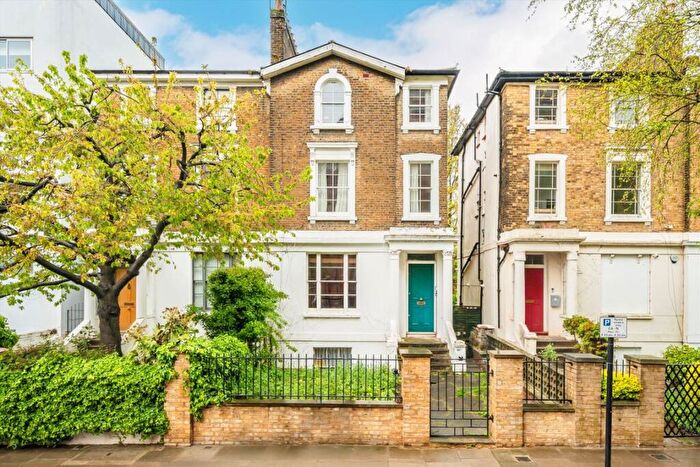 1 Bedroom Flat To Rent In Cliff Road, Camden, NW1