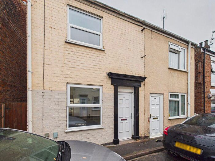 2 Bedroom Semi Detached House To Rent In Frampton Place, Boston, PE21