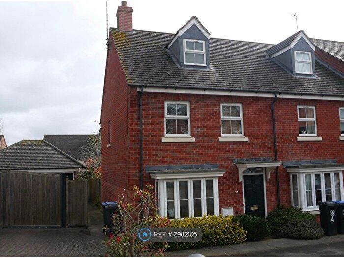 3 Bedroom End Terrace House To Rent In Torigni Avenue, Shipston-On-Stour, CV36