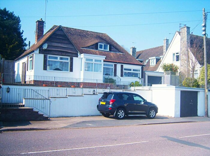 3 Bedroom Detached House For Sale In Harepath Road, Seaton, Devon, EX12