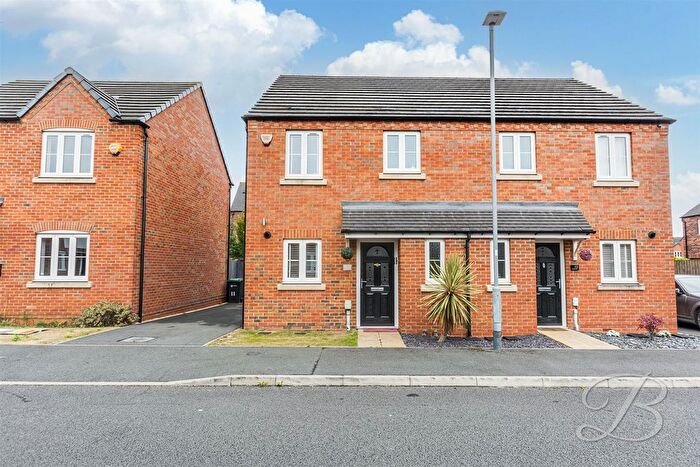 3 Bedroom Semi Detached House For Sale In Kingston Road, Kirkby-In-Ashfield, Nottingham, NG17