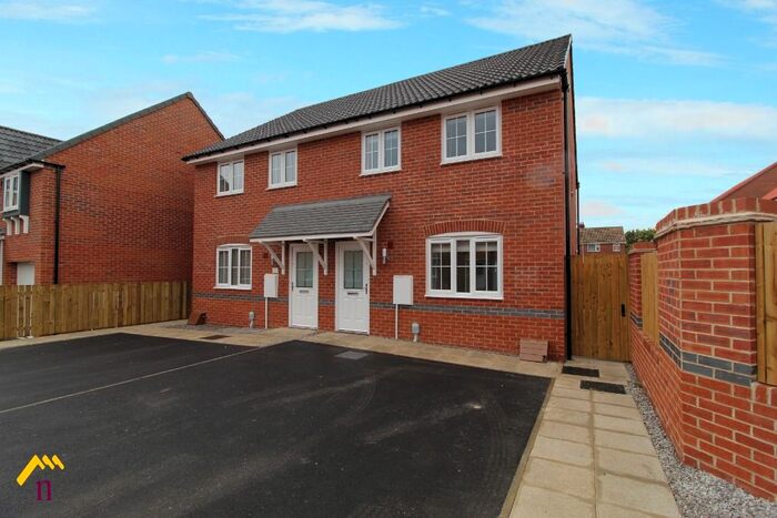 3 Bedroom Semi-Detached House To Rent In Dunnock Drive, Beverley, HU17