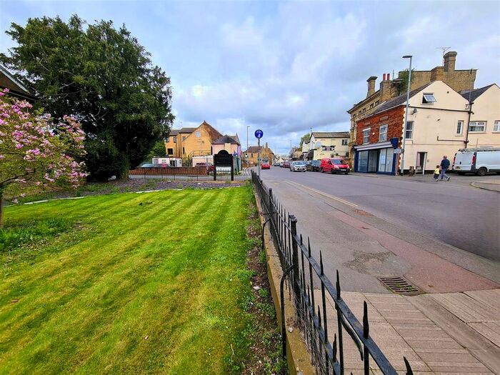 1 Bedroom Flat To Rent In Chapel View, High Street, March, PE15