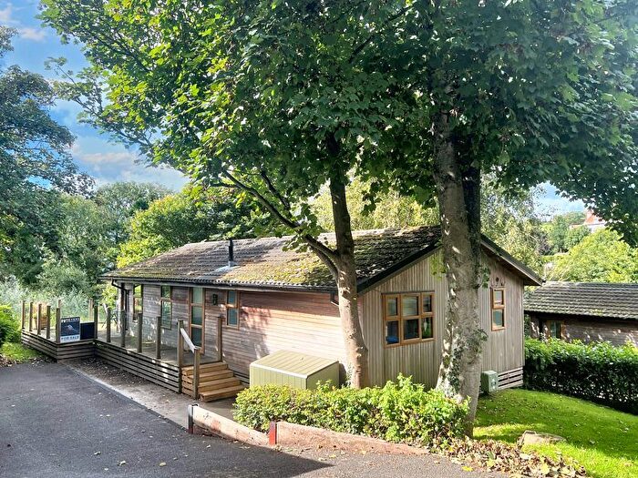 2 Bedroom Property For Sale In Osmington Mills, Weymouth, DT3