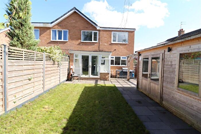 3 Bedroom Semi-Detached House For Sale In Annie Med Lane, South Cave, HU15