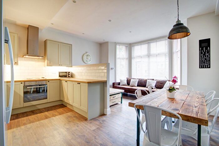 5 Bedroom Flat To Rent In Peel Street, Nottingham, NG1