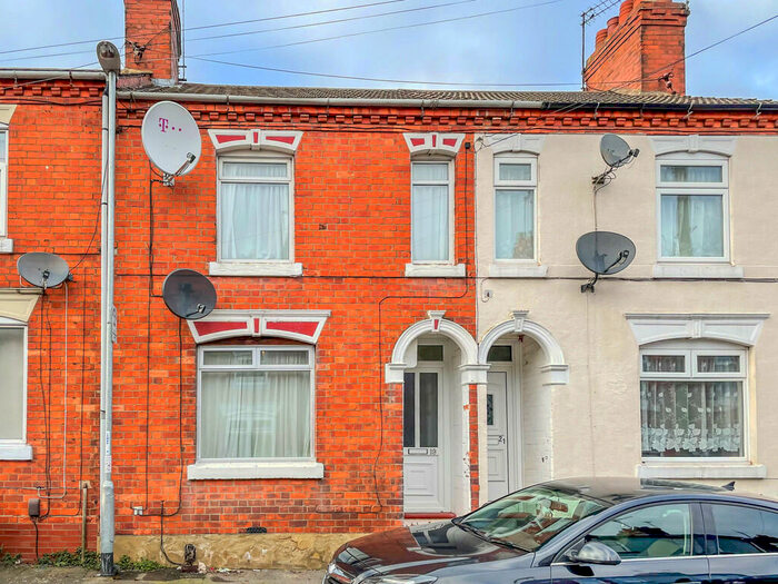 3 Bedroom Terraced House To Rent In Salisbury Road, Wellingborough, NN8