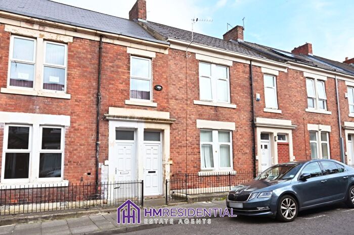 2 Bedroom Flat To Rent In Croydon Road, Arthurs Hill, Newcastle Upon Tyne, Tyne And Wear, NE4