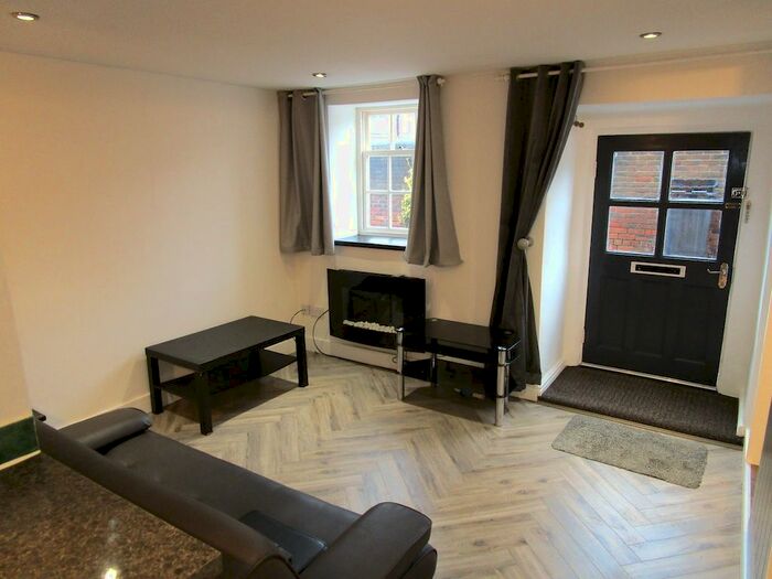 1 Bedroom Flat To Rent In St Johns Street, Bridgnorth, WV15