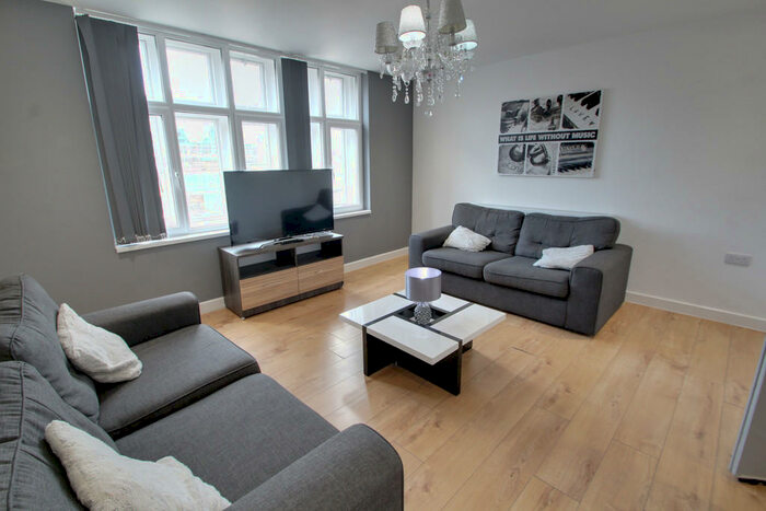6 Bedroom Apartment To Rent In Wellington Street, Leicester, LE1
