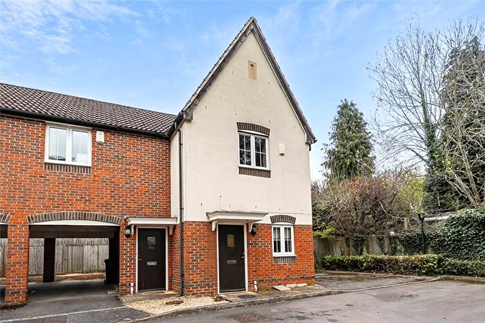 2 Bedroom End Of Terrace House For Sale In Lynn Close, Marston, Oxford, OX3