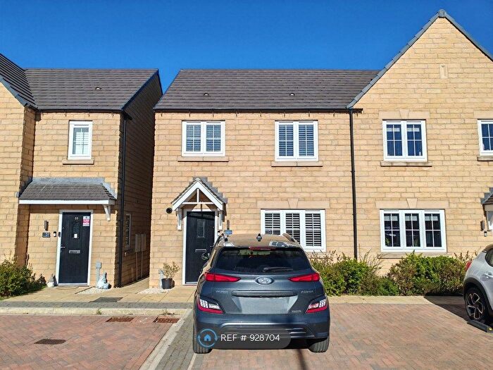3 Bedroom Semi-Detached House To Rent In Buttersyke Way, Pannal, Harrogate, HG3