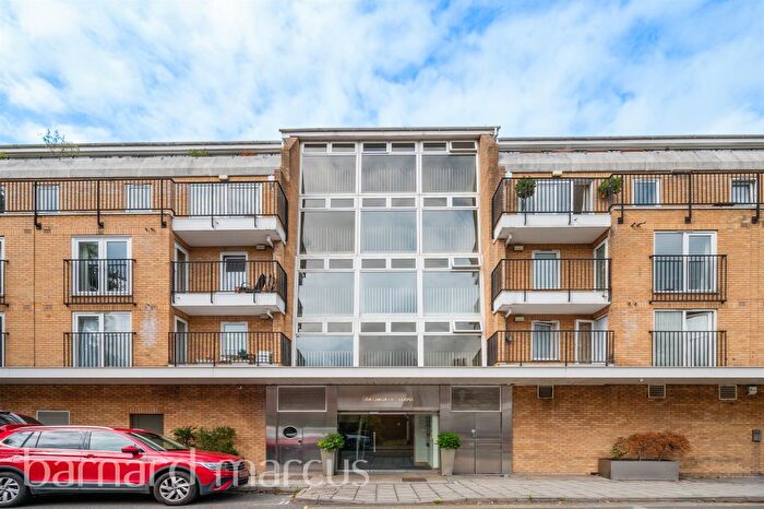 1 Bedroom Flat For Sale In Bourne Place, Chiswick, London, W4