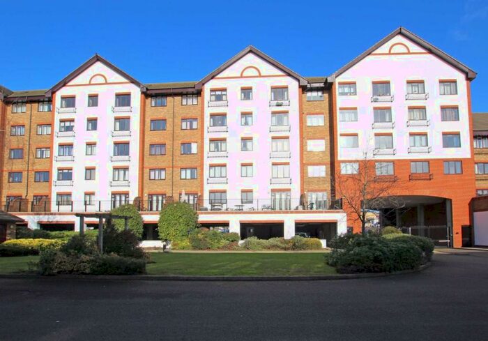 2 Bedroom Flat To Rent In Sopwith Way, Kingston, KT2