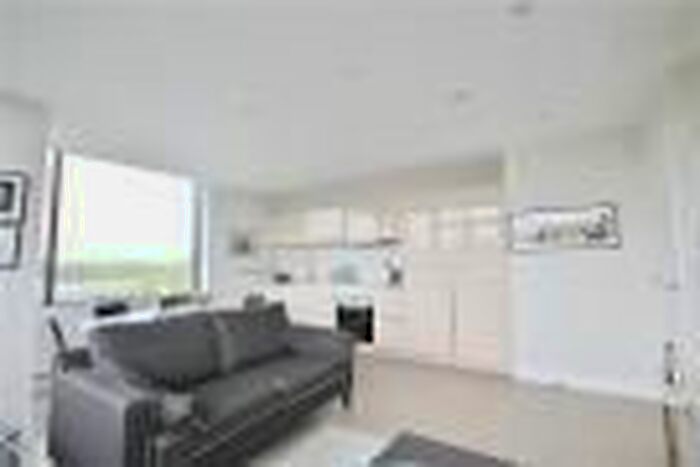 2 Bedroom Flat To Rent In Staines Road West, Sunbury On Thames, TW16
