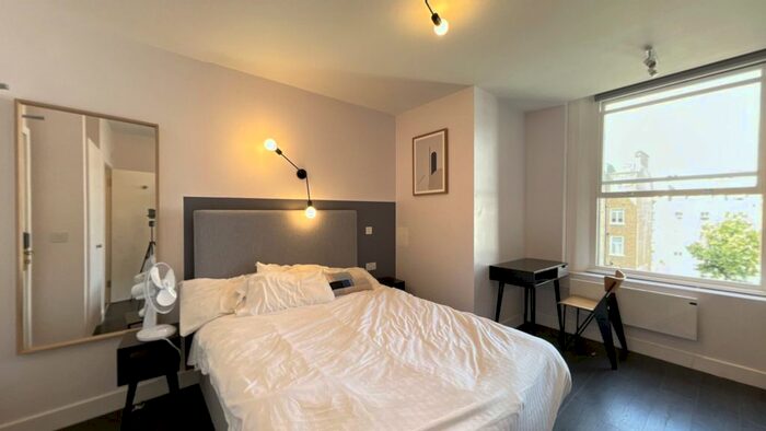 Studio To Rent In Clanricarde Gardens, London, W2