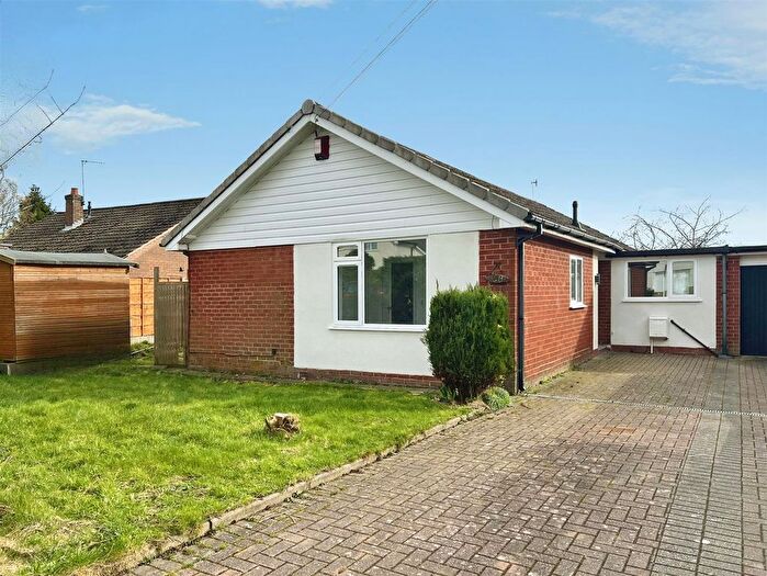 3 Bedroom Semi Detached Bungalow For Sale In Beatty Drive, Congleton, CW12