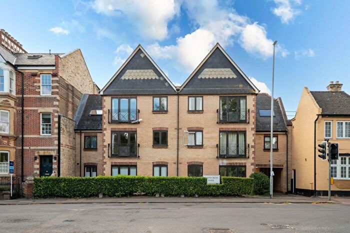 2 Bedroom Flat For Sale In Kings Road, Cambridge, CB3