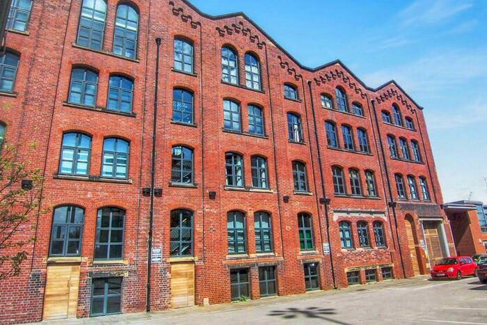 2 Bedroom Flat To Rent In Worsley Mill, Blantyre Street, Castlefield, Manchester, M15