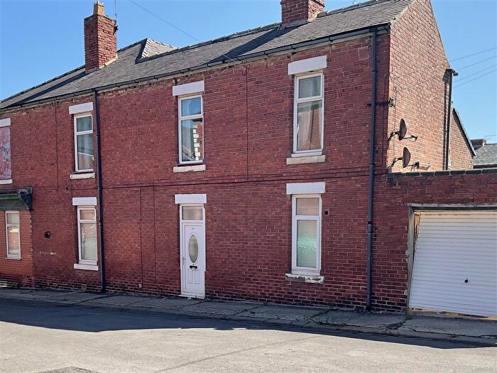 2 Bedroom Flat For Sale In Frederick Street, Seaham, SR7