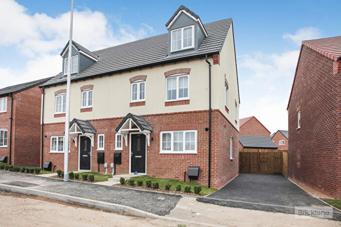 4 Bedroom House To Rent In Caesar Drive, Nuneaton, CV11