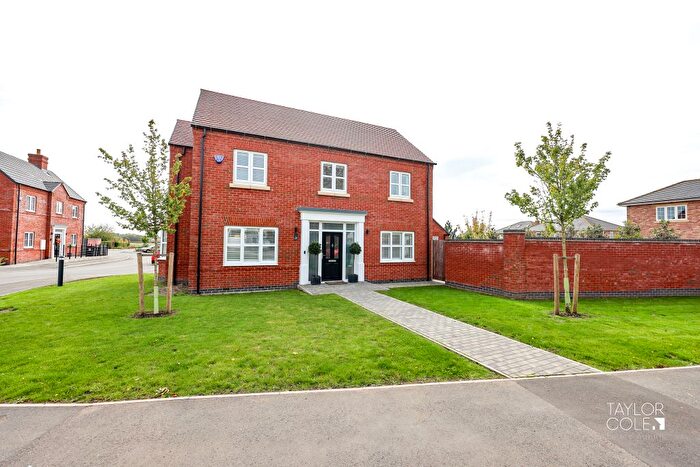 4 Bedroom Detached House For Sale In Orton Road, Warton, Tamworth, B79