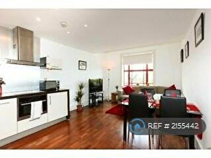 1 Bedroom Flat To Rent In Highbury Stadium Square, London, N5