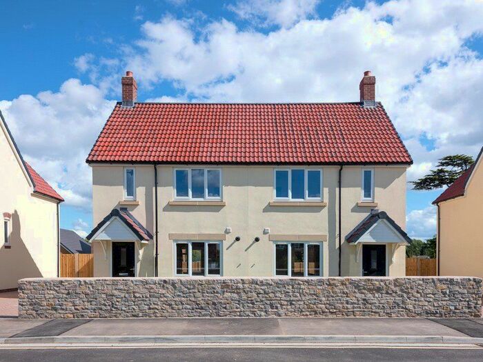 3 Bedroom Semi-Detached House To Rent In Oaklands Drive, Almondsbury, Bristol, South Gloucestershire, BS32