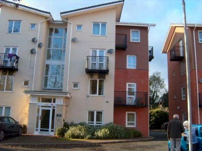 2 Bedroom Apartment To Rent In Russell House, Sandy Lane, Coventry, West Midlands, CV1