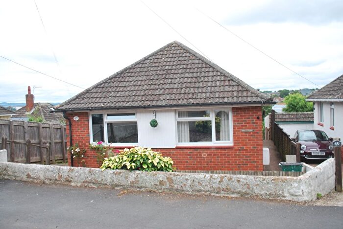 2 Bedroom Bungalow To Rent In Masey Road, Exmouth, EX8