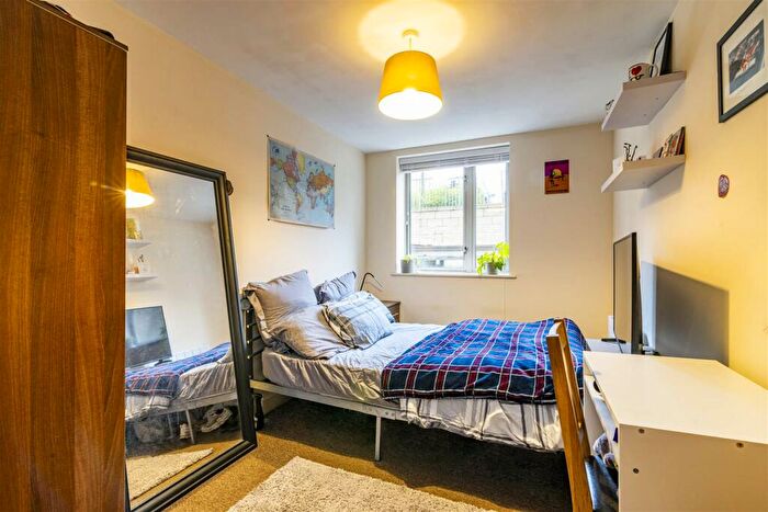 2 Bedroom Apartment To Rent In **£pppw Excluding Bills** Ropewalk Court, Nottingham, NG1