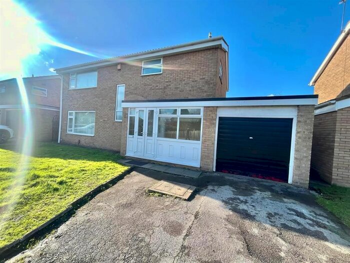 4 Bedroom Property To Rent In Tynedale Close, Aspley, Nottingham, NG8