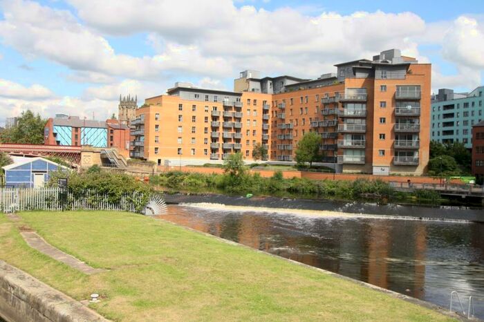 2 Bedroom Flat To Rent In Merchants Quay, East Street., LS9