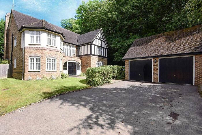 4 Bedroom Detached House To Rent In Bagshot Road, Ascot, SL5