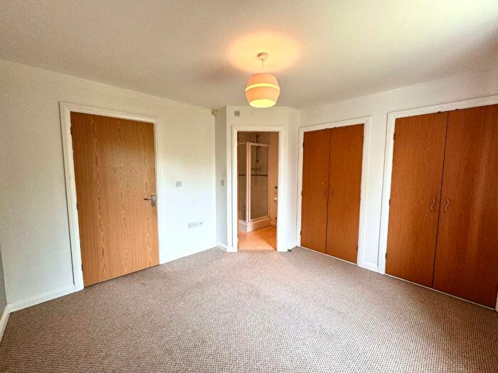 2 Bedroom Flat For Sale In Greenbrook Road, Burnley, BB12