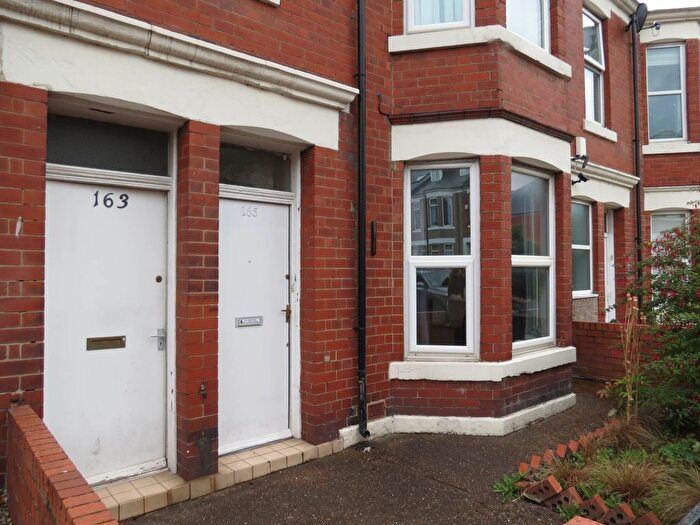 3 Bedroom Flat To Rent In Simonside Terrace, Newcastle Upon Tyne, NE6