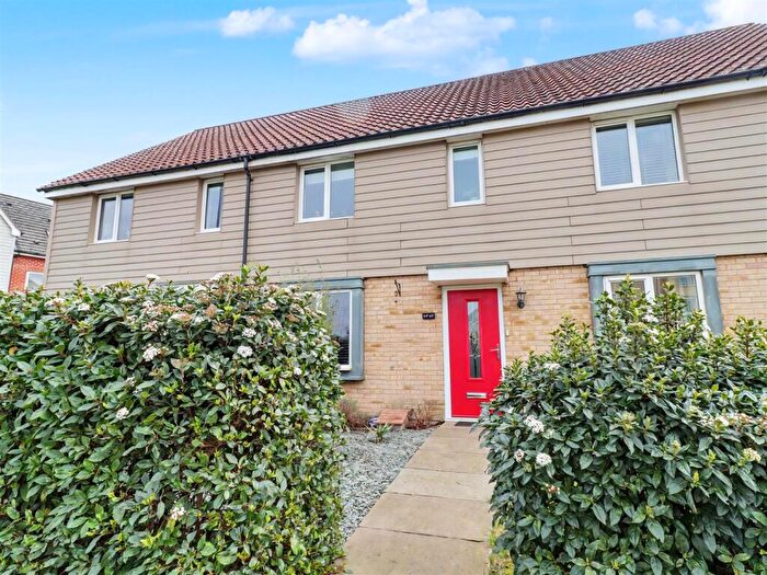 3 Bedroom Terraced House For Sale In Kestrel Avenue, Costessey, Norwich, NR8