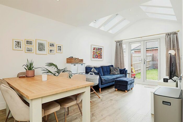 3 Bedroom Detached House For Sale In Hawthorn Drive, Burton Green, Kenilworth, CV8