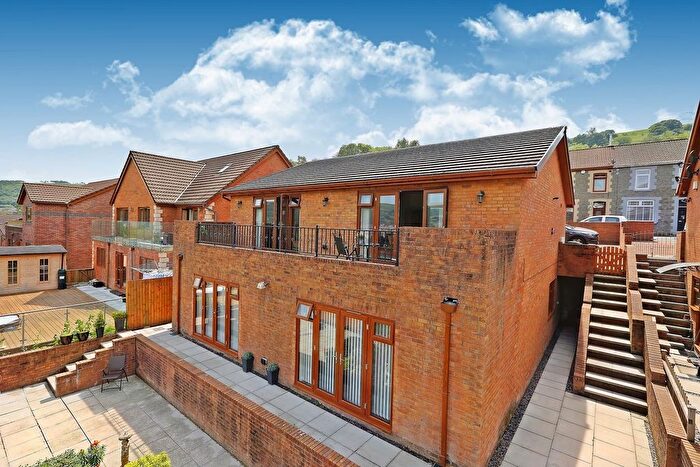 3 Bedroom Detached House For Sale In Danylan Road, Pontypridd, CF37