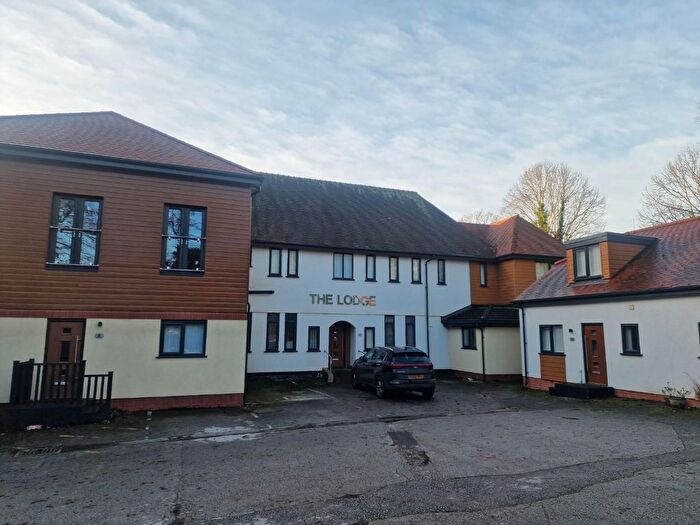 2 Bedroom Flat To Rent In New Penkridge Road, Cannock, WS11