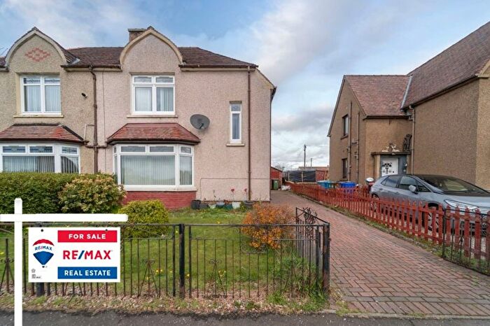 3 Bedroom Semi-Detached House For Sale In Ladeside Road, Blackburn, EH47