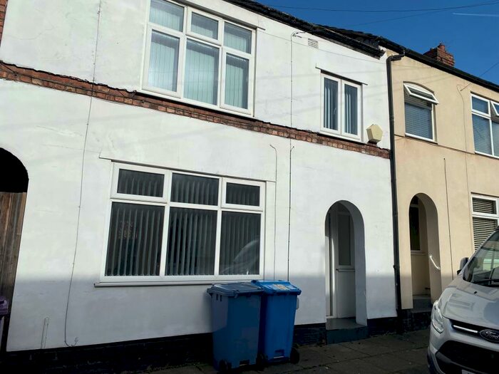 3 Bedroom House To Rent In Bolan Street, L13