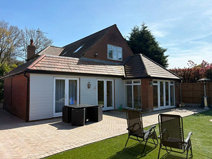 4 Bedroom Detached House For Sale In Old Birmingham Road, Bromsgrove, B60