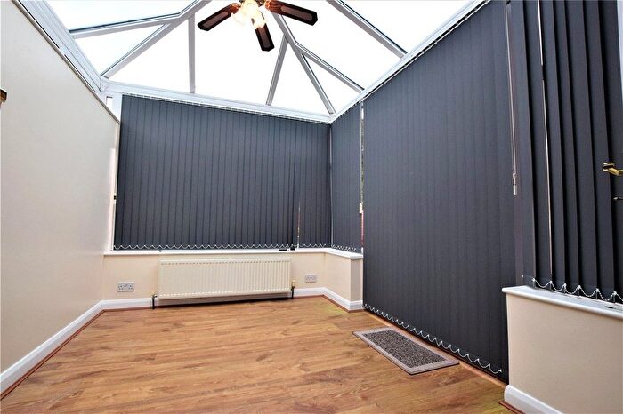 2 Bedroom Bungalow To Rent In Springfield, Wootton, Northampton, NN4