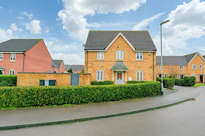 3 Bedroom Semi Detached House For Sale In Hudson Way In Grantham, NG31