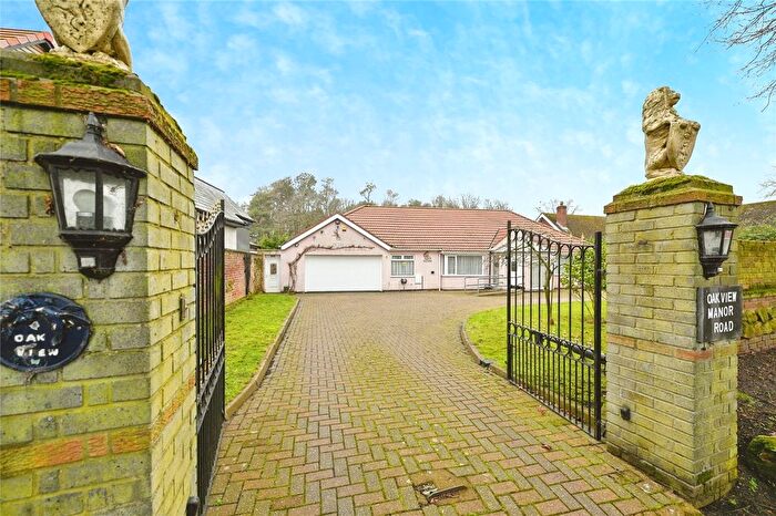 4 Bedroom Bungalow For Sale In Manor Road, North Wootton, King's Lynn, Norfolk, PE30