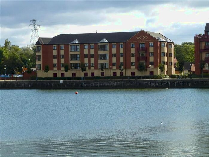 3 Bedroom Flat To Rent In Victoria Mansions, Ashton On Ribble, Preston, PR2